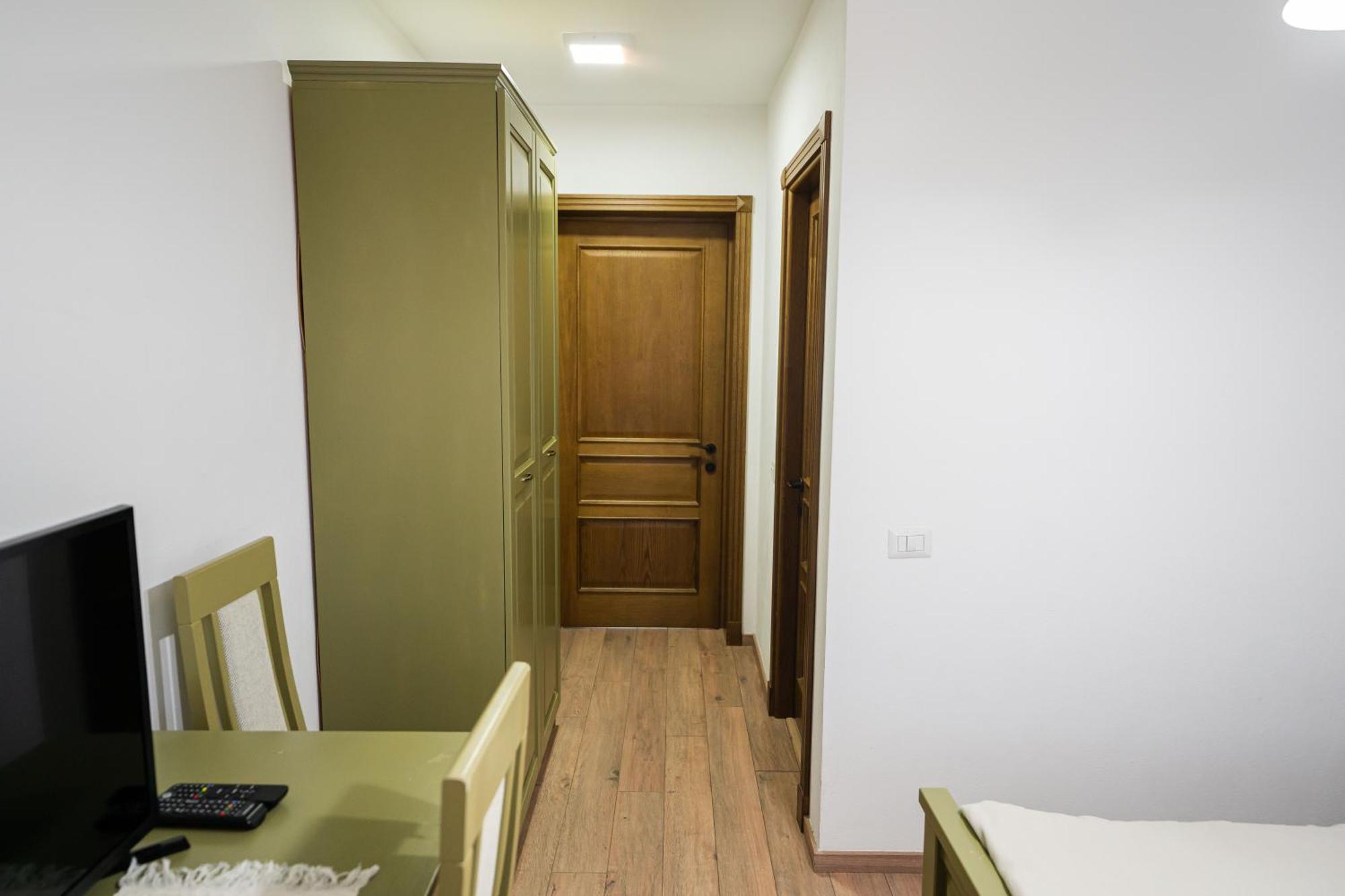 Casa Andra Hotel Siret Exterior photo