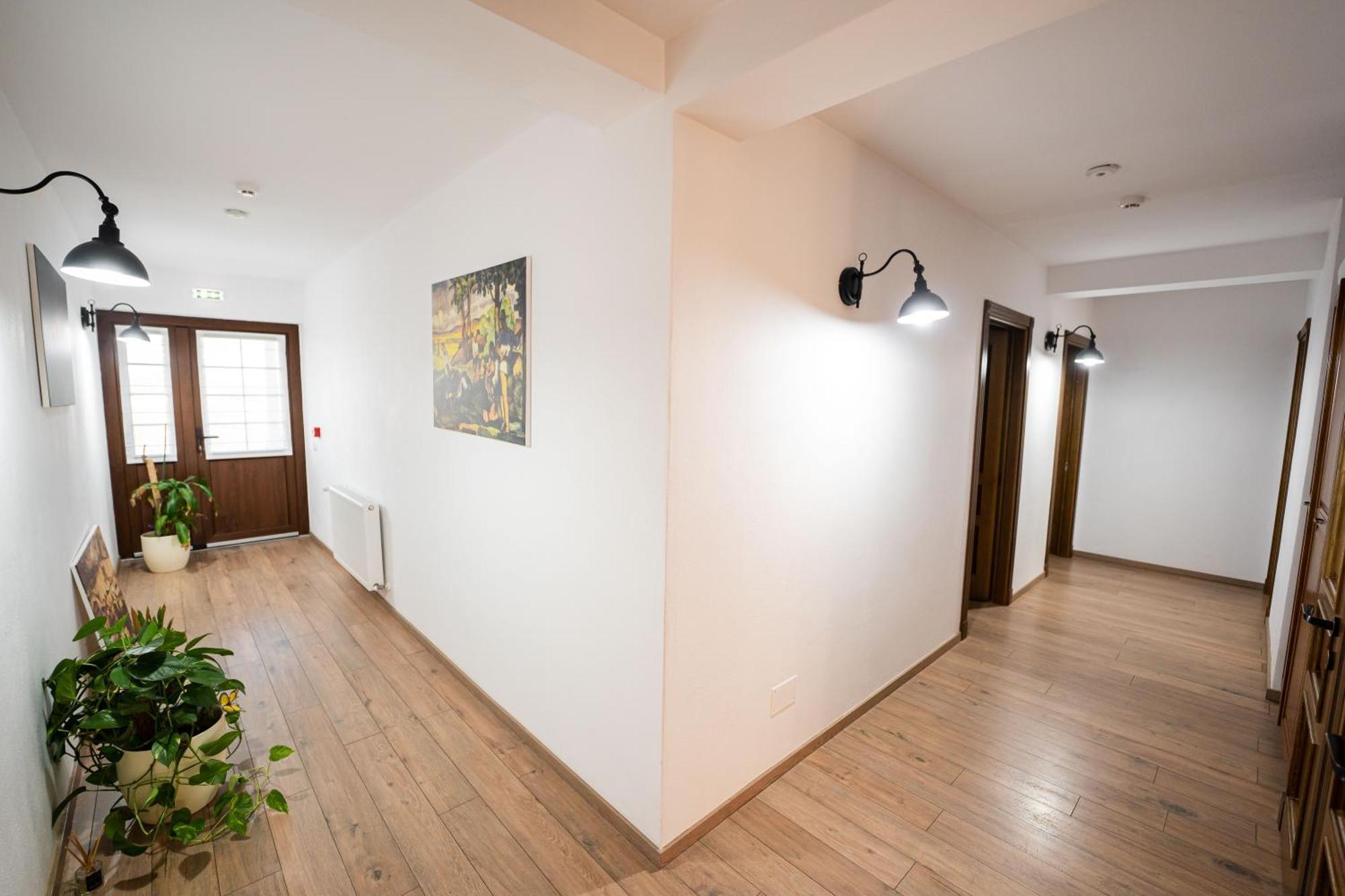 Casa Andra Hotel Siret Exterior photo