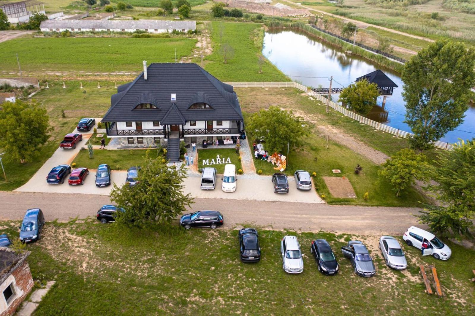 Casa Andra Hotel Siret Exterior photo